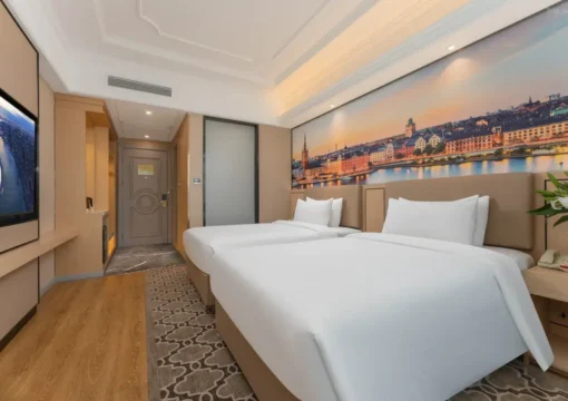 Deluxe 2-bed Room (65 Inch Projection Screen TV+small Refrigerator)