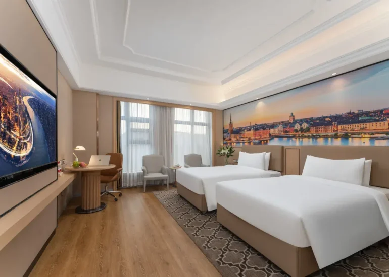 Executive 2-bed Room (65 Inch Projection Screen TV+smart Bathroom+small Refrigerator)