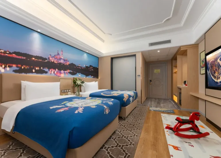 Family Friendly Themed Family Room (65 Inch Projection Screen TV+smart Bathroom+small Refrigerator)