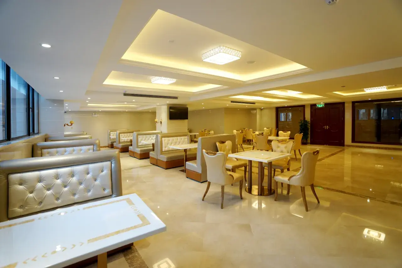 Vienna International Hotel (57)